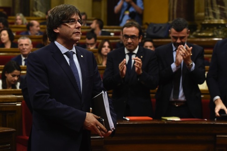 Carles Puigdemont, en una imagen en el Parlament de Catalunya. (Josep LAGO/AFP)