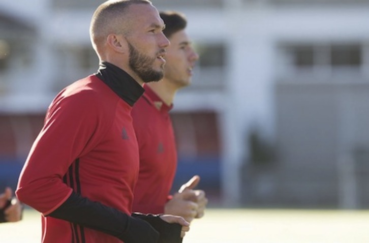 Digard ha recibido el alta después de siete meses lesionado. (OSASUNA)