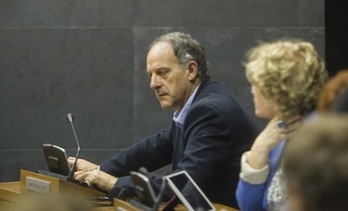 EH Bildu ha visto aprobada su resolución para que la ciudadanía pueda participar en la reforma de la LORAFNA. (Jagoba MANTEROLA/ARGAZKI PRESS)