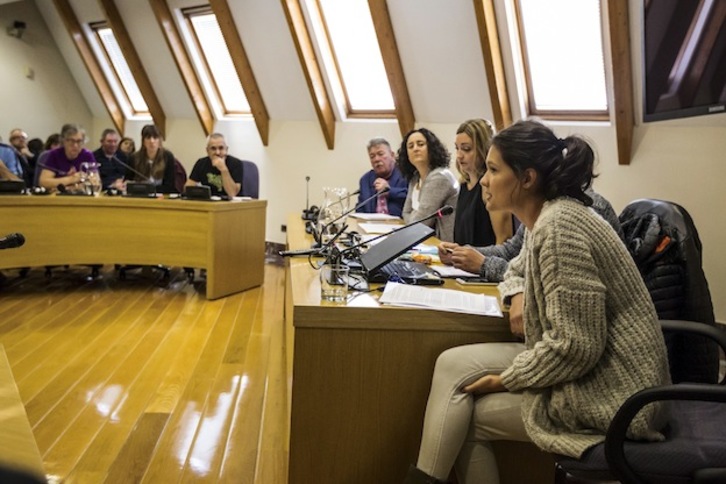 Comparecencia de Etxerat ante las Juntas de Bizkaia. (Aritz LOIOLA / ARGAZKI PRESS)