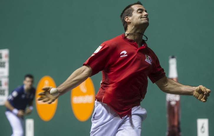 Bengoetxea VI.ak uneoro erakutsi dio bizkarra Ezkurdiari (Jagoba MANTEROLA/ARGAZKI PRESS)