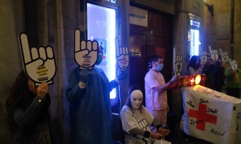 Donostian gaixo dauden presoen aldeko protesta egin dute urriaren 31an.