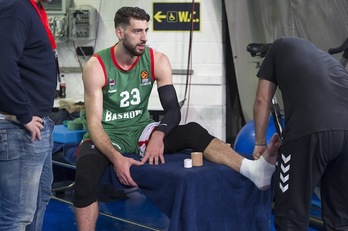 Shengelia se ha torcido el tobillo, pero no parece grave. 