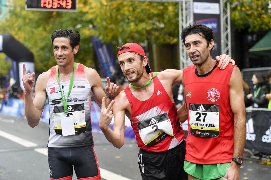 Gizonezkoen podioa osatu duten hirukotea. (Juan Carlos RUIZ/ARGAZKI PRESS)