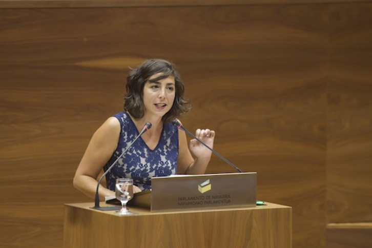 Laura Pérez, en una intervención en el Parlamento navarro. (Idoia ZABALETA/FOKU)