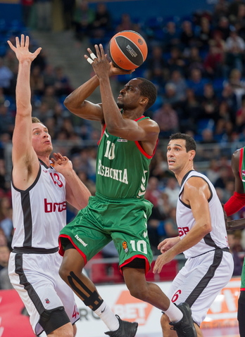 Baskonia ha conseguido remontar en la recta final. (ARGAZKI PRESS)