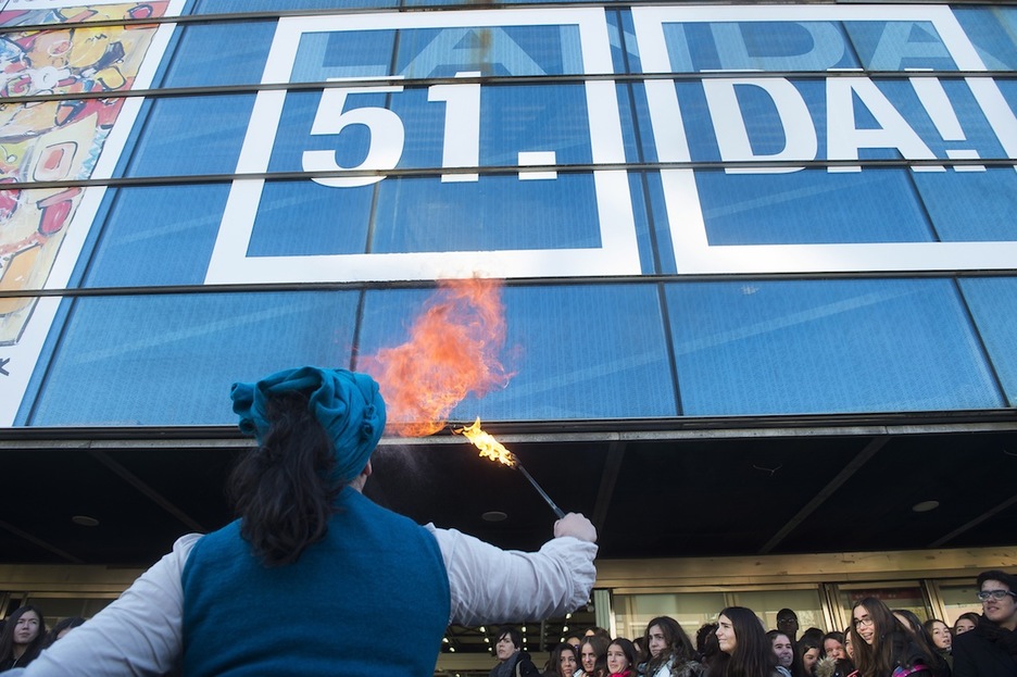 Ekin diote Durangoko Azokaren 51. edizioari. (Luis JAUREGIALTZO / ARGAZKI PRESS)