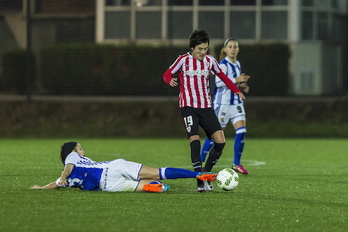 Un lance del partido entre Athletic y Real (Aritz LOIOLA / ARGAZKI PRESS)