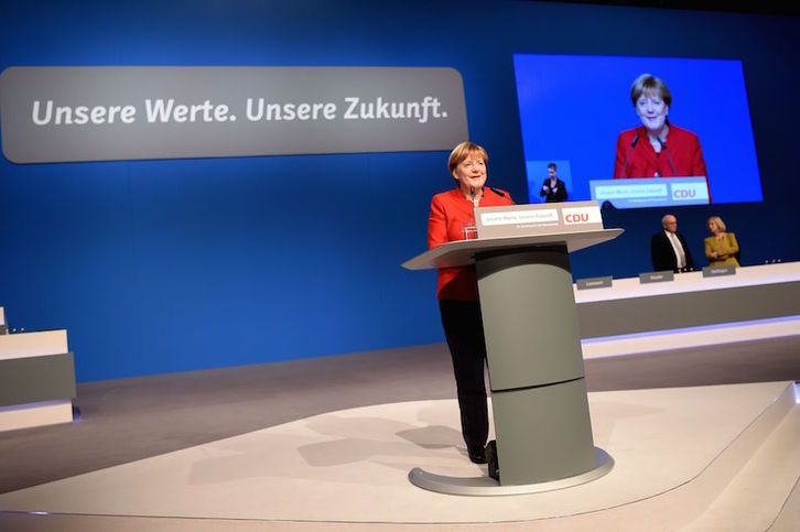 Angela Merkel, durante su discurso en el congreso de la CDU. (PATRIK STOLLARZ / AFP)