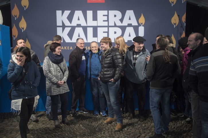 Una delegación de LAB ha visitado este jueves Kalera Kalera. (Jon URBE / ARGAZKI PRESS)