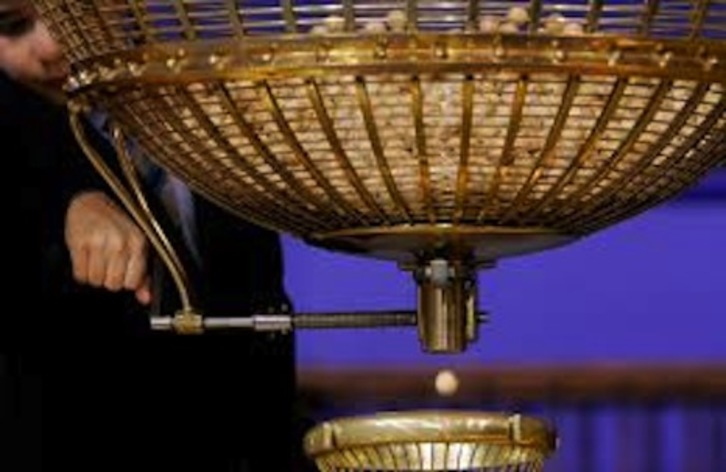 Bombo del sorteo de Navidad que se celebra anualmente en Madrid.