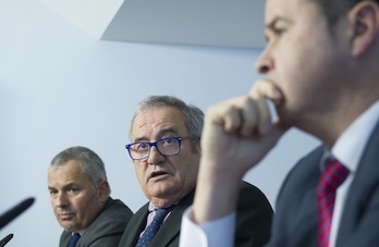 Un momento de la rueda de prensa de Sabalza y Fran Canal. (Jagoba MANTEROLA/ARGAZKI PRESS)