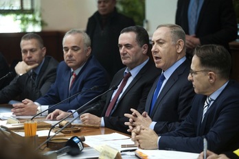 Benjamin Netanyahu, en la reunión del Consejo de Ministros. (Dan BALILTY/AFP) 