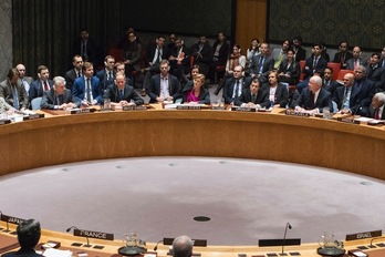 Momento en que la representantes de EEUU, Samantha Power, se abstiene en la votación. (Manuel ELIAS/AFP)