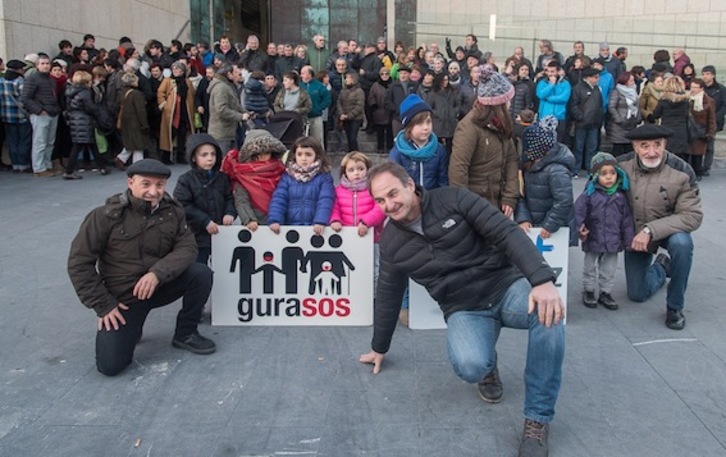 Comparecencia de GuraSOS ante los juzgados de Donostia. (Andoni CANELLADA/ARGAZKI PRESS)