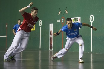 Irribarria eta Victor, partidaren une batean. (Juan Carlos RUIZ/ARGAZKI PRESS)