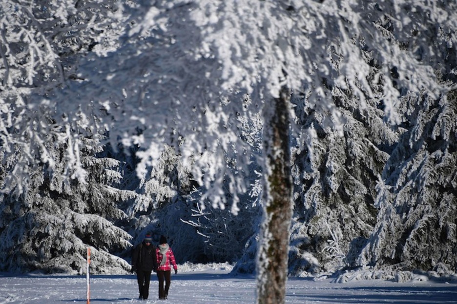 Mendizale batzuk Belmonten, Estatu frantseseko ekialdean. (Frederick FLORIN/AFP) 