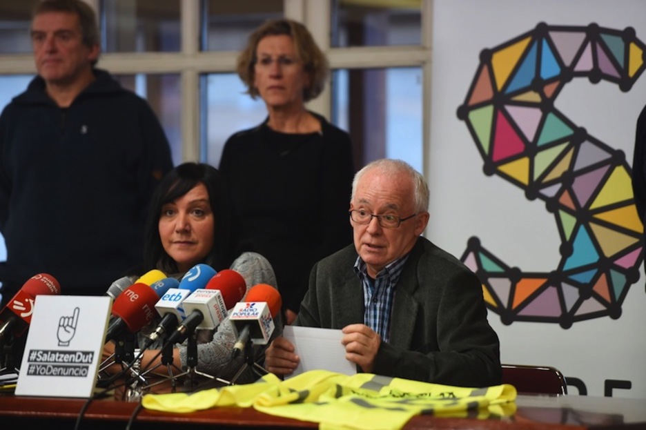 Joseba Azkarraga y Ainhoa Azkarate han comparecido para dar los últimos detalles de la manifestación de Bilbo. (ARGAZKI PRESS)