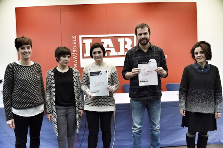 Presentación de las dos ponencias de LAB de cara al congreso de mayo. (ARGAZKI PRESS)