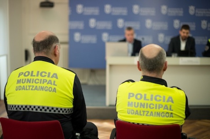 Un momento de la presentación del nuevo modelo de Policía Municipal de Iruñea. (Iñigo URIZ/ARGAZKI PRESS)