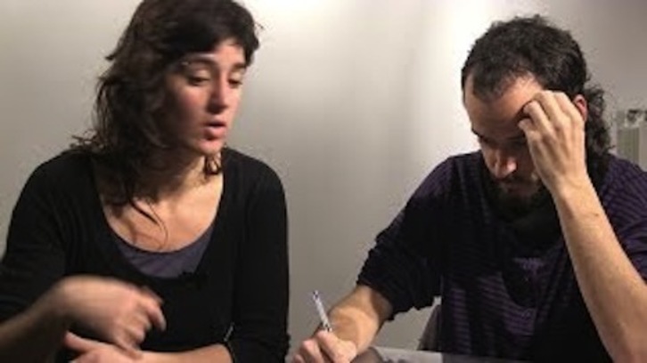 Los dos militantes internacionalistas iruindarras detenidos y procesados en Grecia por apoyar a los refugiados. (AHOTSA)