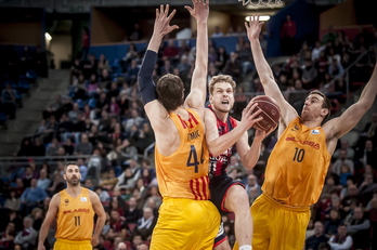 Los visitantes han sido superiores en el Buesa Arena. (Jaizki FONTANEDA/ARGAZKI PRESS)