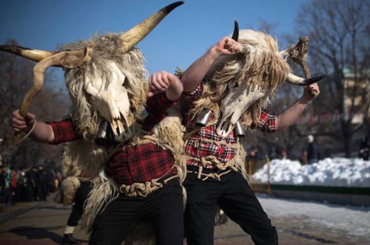 Bulgariako Penik herriko ihauteriak DAN KITWOOD