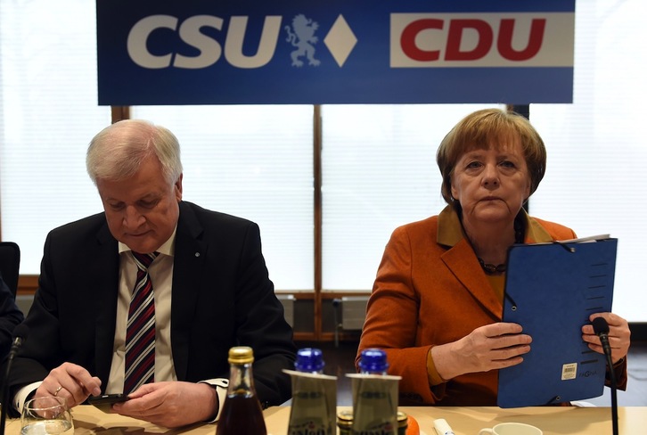 Merkel izango da CSU eta CDUk osatzen duten koalizioaren hautagaia. (Christof STACHE / AFP)
