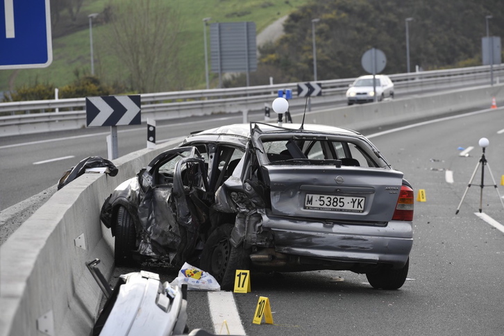 Estado del turismo tras la colisión. (Gorka RUBIO/ARGAZKI PRESS)