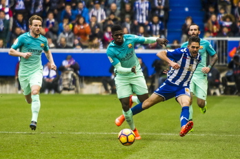 Un Barça muy superior hoy en Mendizorrotza. (Jaizki FONTANEDA | ARGAZKI PRESS)