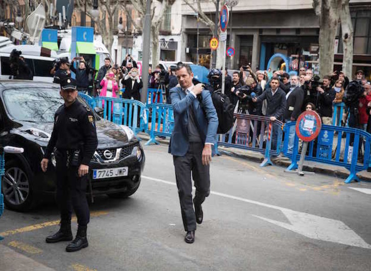Iñaki Urdangarin llega a los Juzgados de Palma cuando fue juzgado. (Jaime REINA / AFP)