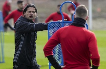 Vasiljevic confía en mejorar la imagen de los rojillos tras los últimos partidos. (OSASUNA)