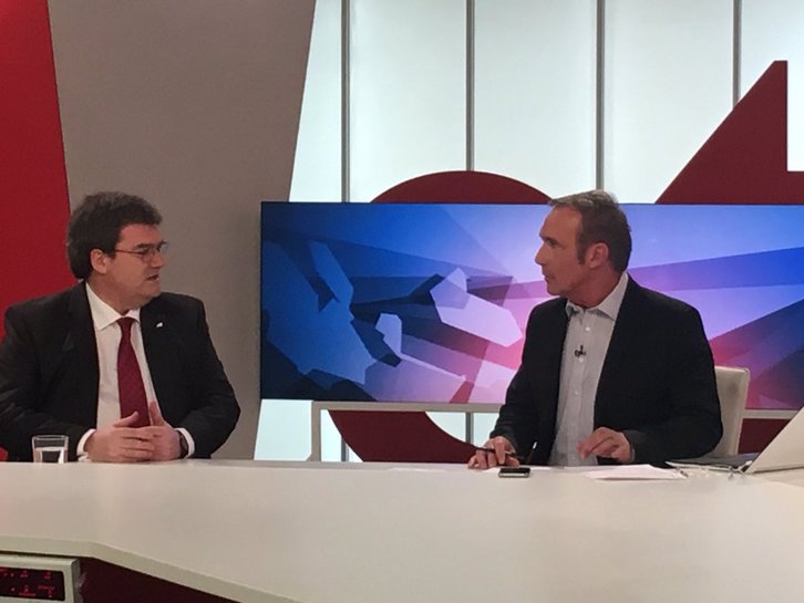 Aburto en ETB 1. (@juanmariaburto)