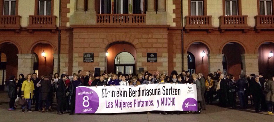 Elkarretaratzea Eibarren. (@gara_aerenaga)