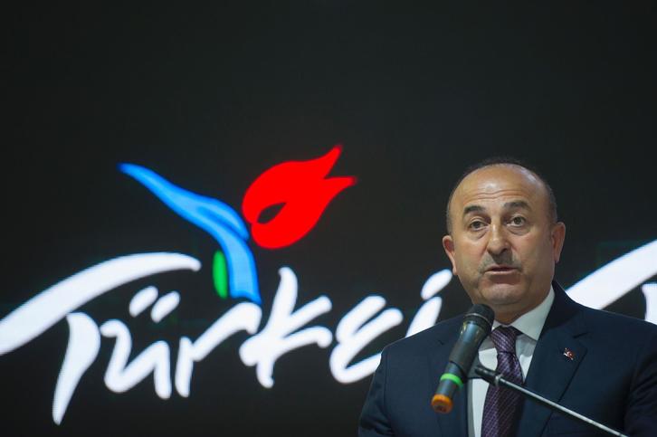 Mevlut Cavusoglu, ministro de Exteriores turco, en una imagen de archivo. (Steffi LOOS/AFP)