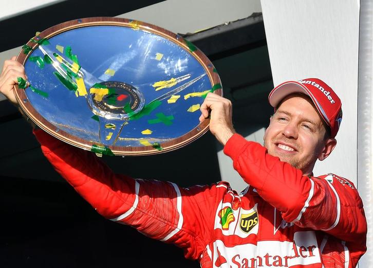 Sebastian Vettel se ha adjudicado la primera carrera de la temporada. (Saeed KHAN/AFP)