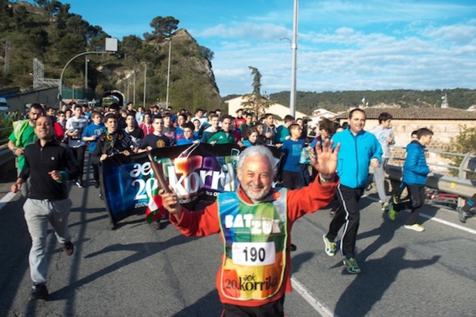 Giro ederrean iritsi da Korrika Lizarrara. (Iñigo URIZ/ARGAZKI PRESS)