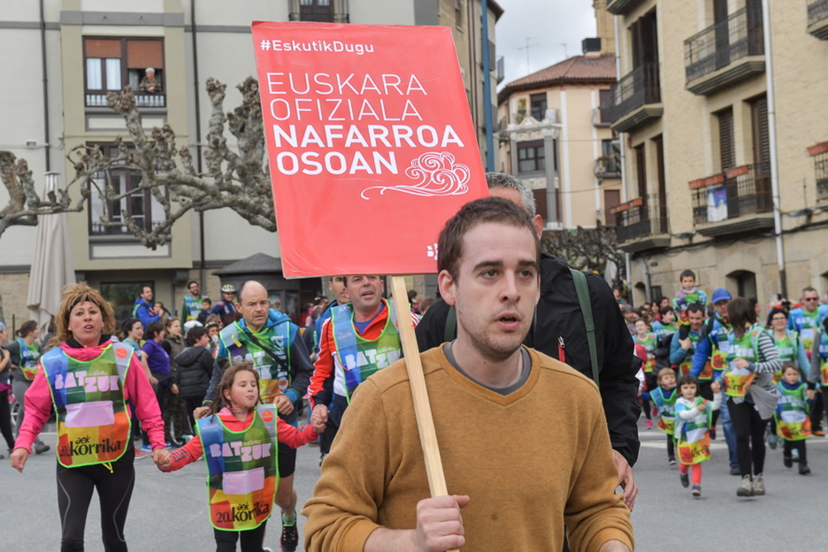 Reivindicación a favor del euskara en Tafalla. (Idoia ZABALETA/ARGAZKI PRESS) Reivindicación a favor del euskara en Tafalla. (Idoia ZABALETA/ARGAZKI PRESS)