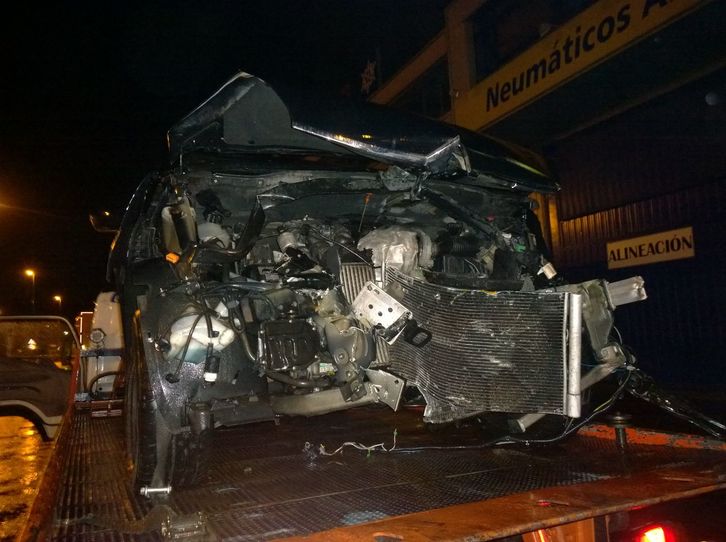 Estado del vehículo tras el accidente. (NAIZ.EUS)