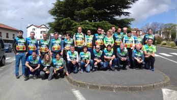 Erakundeak eta eragileek 1198. kilometroan lasterka egin dute, Hendaian. ©Oihane Larretxea