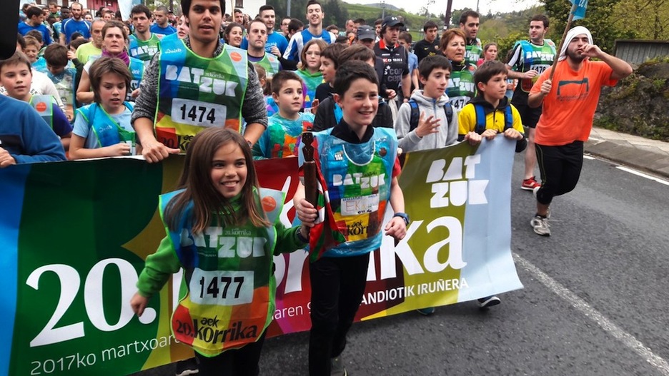 Berriatuako eskolako haurrak. (@gara_miantzi) Berriatuako eskolako haurrak. (@gara_miantzi)