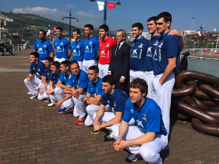 Buruz Burukoan parte hartuko duten pilotariak. (@ASPEpelota)