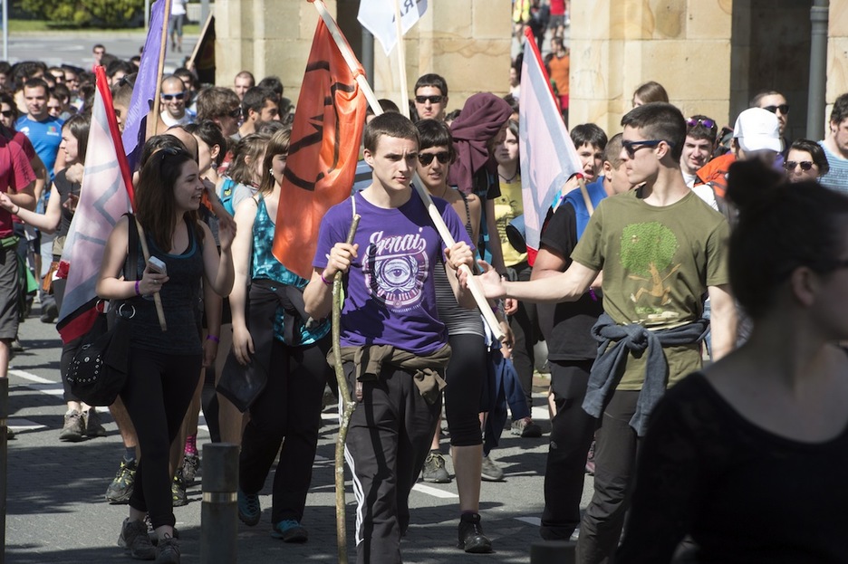 Euskal Herriko bazter guztietatik iritsi dira gazteak. (Monika DEL VALLE / ARGAZKI PRESS)