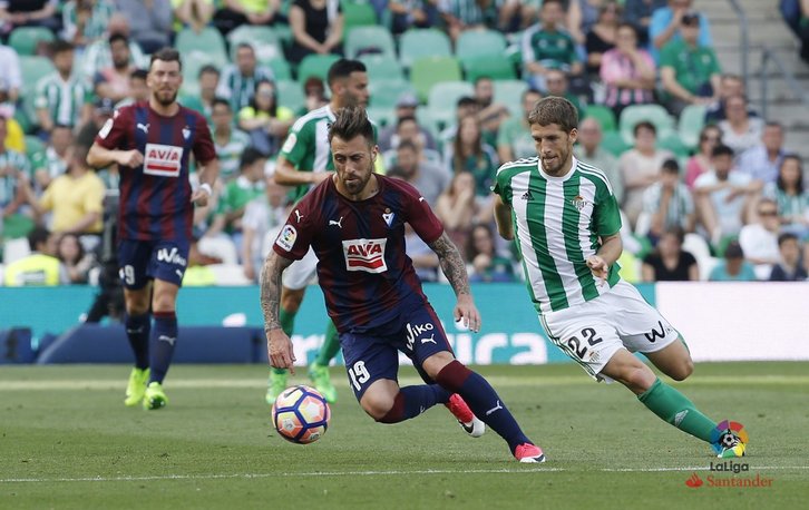 Apenas ha creado ocasiones el conjunto armero. (@SDEibar)