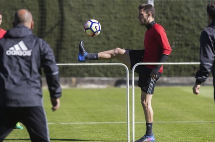 Torres señala que los rojillos siguen confiando en la salvación. (OSASUNA)