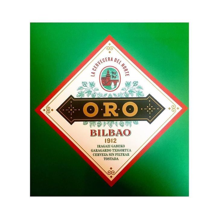 Etiqueta de la cerveza Oro.