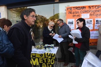 Presentación colectiva de alegaciones por parte de Satorralaia. (Jon URBE/ARGAZKI PRESS)