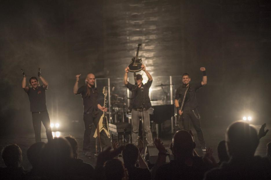 Amaieran, esker onez. (Gorka RUBIO/ARGAZKI PRESS)