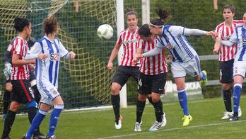 Uriarte, de cabeza, ha marcado el primero para la Real. (@RealSociedad)