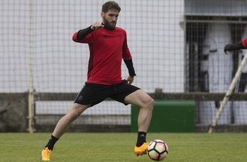 Fausto reconoce lo complicado que resulta competir cuando el descenso ya se ha consumado. (OSASUNA)
